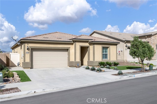 24185 Sprout Drive, Corona CA: https://media.crmls.org/medias/95d54966-5d40-4b8d-9ccd-f98551fae9ac.jpg