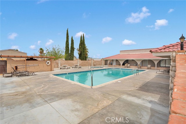 2494 Main Street, Barstow CA: https://media.crmls.org/medias/95d54e53-6aef-4c07-8009-2519833502b0.jpg