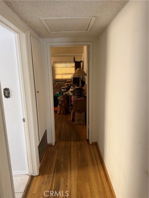 Detail Gallery Image 13 of 15 For 7232 Zelzah, Reseda,  CA 91335 - 3 Beds | 2 Baths