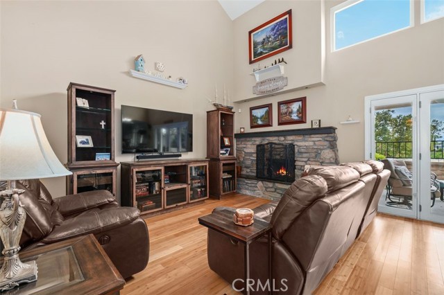 25165 Charlinda Drive, Mission Viejo CA: https://media.crmls.org/medias/95d708d3-0fd9-4741-970e-c35ee8fd81cf.jpg