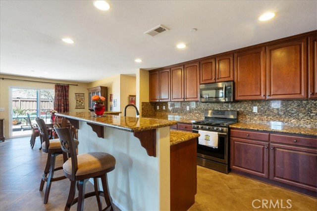 Detail Gallery Image 38 of 56 For 287 Tom Mcguinness Jr. Cir, Fallbrook,  CA 92028 - 4 Beds | 2/1 Baths