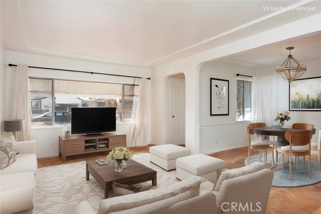 11133 Emelita Street photo 3