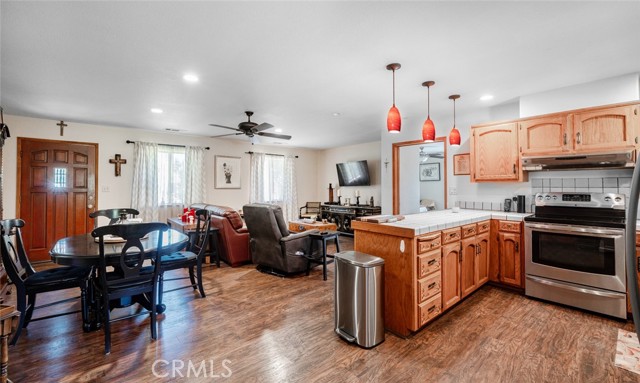 Image 56 of 69 For 41268 Adobe Way