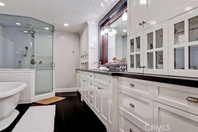 Premier Suite Bathroom with Steam Shower