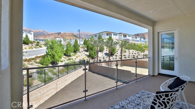 Detail Gallery Image 16 of 20 For 20615 W Hummingbird Ct, Porter Ranch,  CA 91326 - 5 Beds | 5/1 Baths