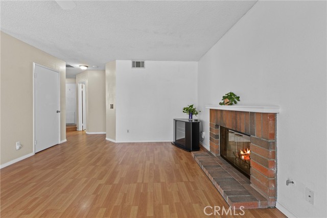 Detail Gallery Image 12 of 62 For 27539 Avenida Interno, Menifee,  CA 92585 - 5 Beds | 3 Baths