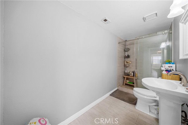 5223 Rosemead Boulevard, San Gabriel CA: https://media.crmls.org/medias/95dcbed8-58ec-4a30-b259-1f1af75e252b.jpg