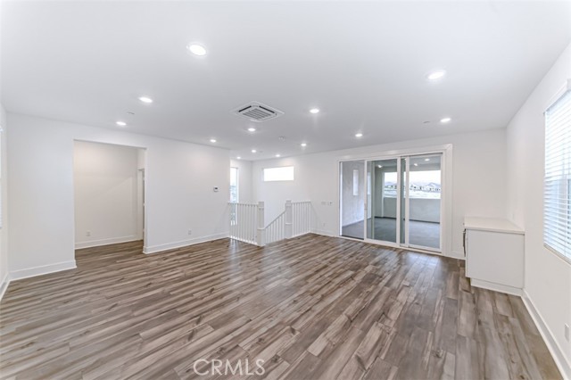 Detail Gallery Image 35 of 56 For 27503 Golden Currant, Valencia,  CA 91381 - 5 Beds | 4/1 Baths