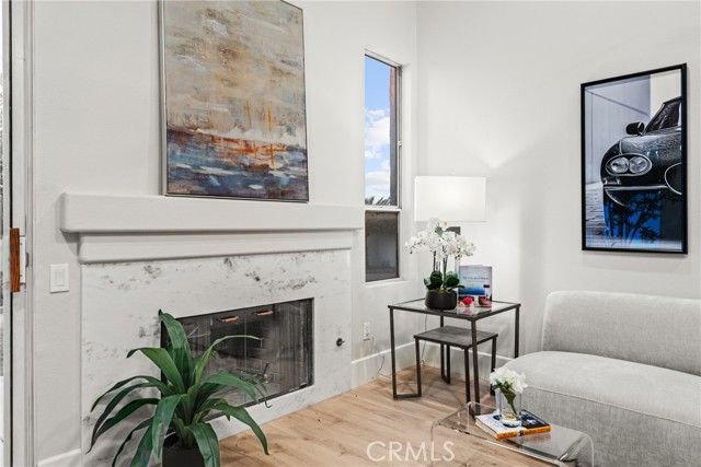 Image 11 of 38 For 911 Firefly  