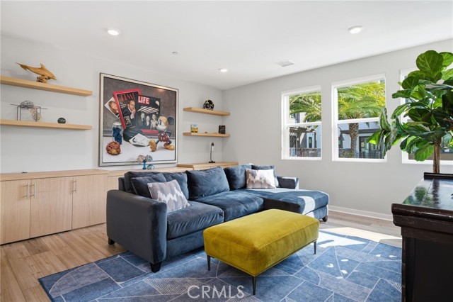 Detail Gallery Image 13 of 43 For 760 S Grable, Orange,  CA 92868 - 4 Beds | 3/1 Baths