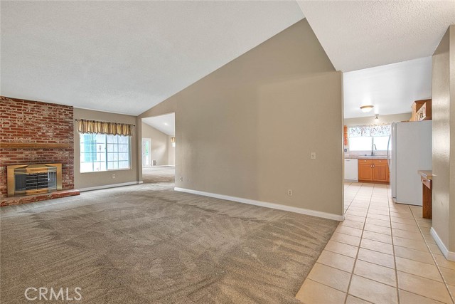 Detail Gallery Image 10 of 49 For 15288 Laguna Ct, Chino Hills,  CA 91709 - 4 Beds | 2 Baths
