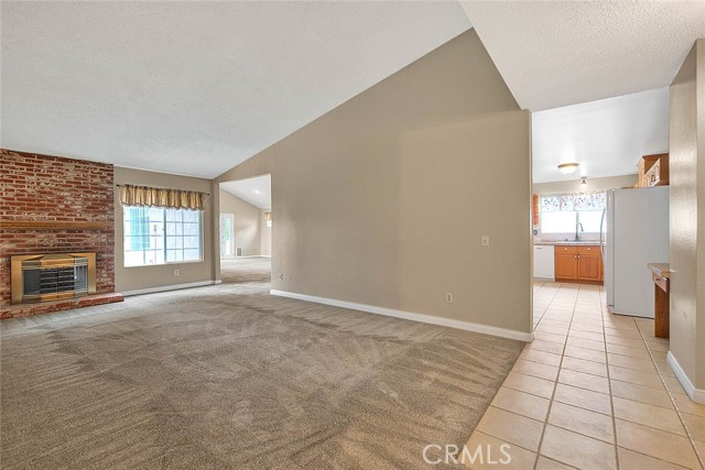 Detail Gallery Image 10 of 49 For 15288 Laguna Ct, Chino Hills,  CA 91709 - 4 Beds | 2 Baths