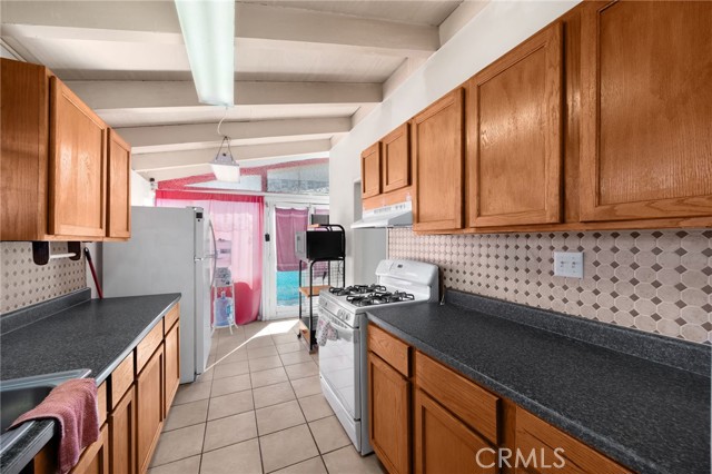 Detail Gallery Image 12 of 50 For 10919 1st, Whittier,  CA 90603 - 4 Beds | 2 Baths