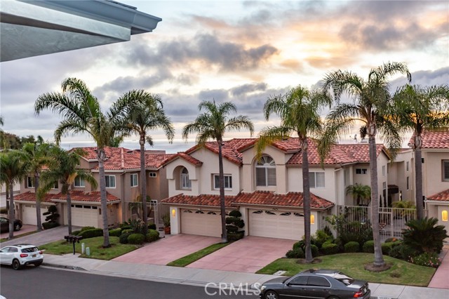 Detail Gallery Image 6 of 34 For 33702 Chula Vista Ave #C,  Dana Point,  CA 92629 - 3 Beds | 3 Baths