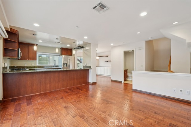 50 Esperanza Avenue, Sierra Madre CA: https://media.crmls.org/medias/95e0da69-e293-4c59-be14-eb48b9580cf0.jpg