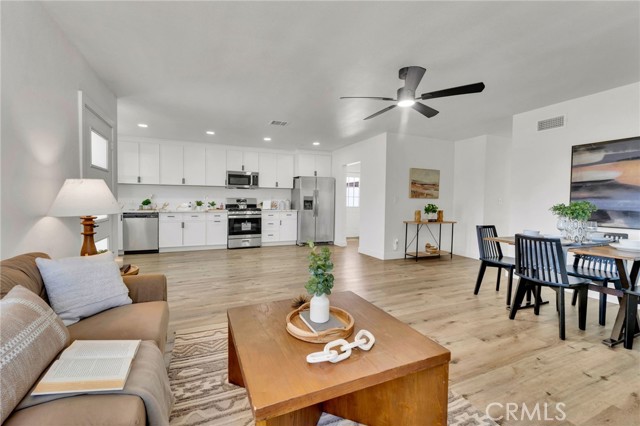 Detail Gallery Image 5 of 28 For 8606 Edwin St, Rancho Cucamonga,  CA 91730 - 4 Beds | 2 Baths