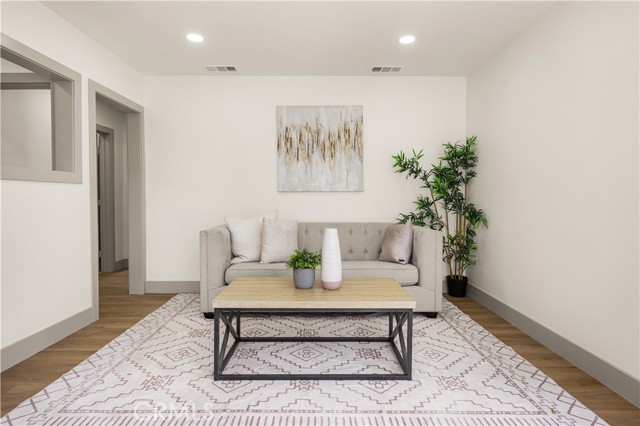 Detail Gallery Image 40 of 65 For 2510 Termino Ave, Long Beach,  CA 90815 - – Beds | – Baths