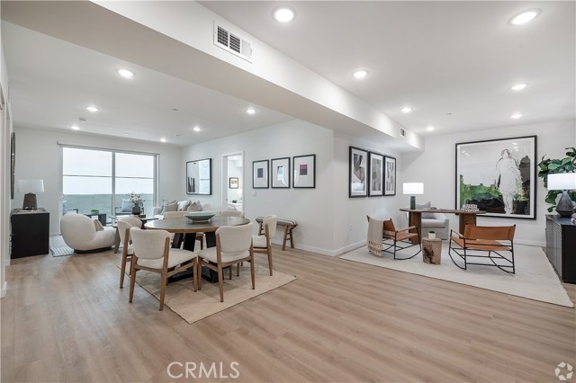 Detail Gallery Image 3 of 27 For 1303 S Orange Grove Ave #601,  Los Angeles,  CA 90019 - 3 Beds | 2 Baths