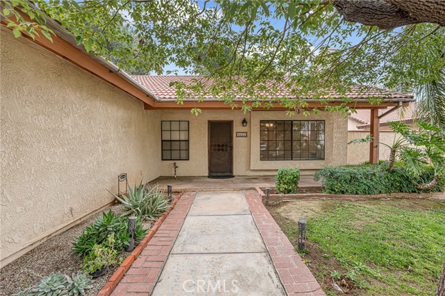 Detail Gallery Image 6 of 30 For 4883 Newport Ln, Riverside,  CA 92504 - 3 Beds | 2 Baths