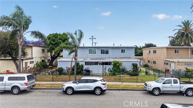 Front Image Thumbnail for CROC26078493