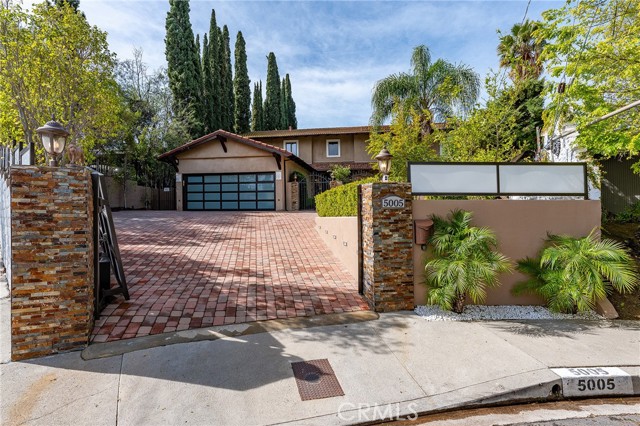 5005 Delita Place, Woodland Hills CA: https://media.crmls.org/medias/95e4a3b8-b526-4ec5-9696-d40ed6904316.jpg