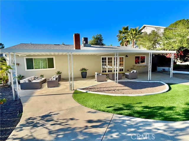 Detail Gallery Image 4 of 48 For 7063 Middlesbury Ridge Cir, West Hills,  CA 91307 - 3 Beds | 2/1 Baths