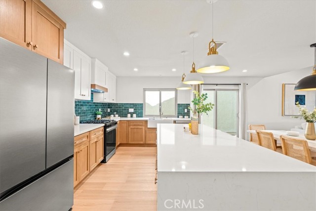 27695 Via Turina, Mission Viejo CA: https://media.crmls.org/medias/95e4f150-e41a-4a55-8913-0386bb0cc219.jpg