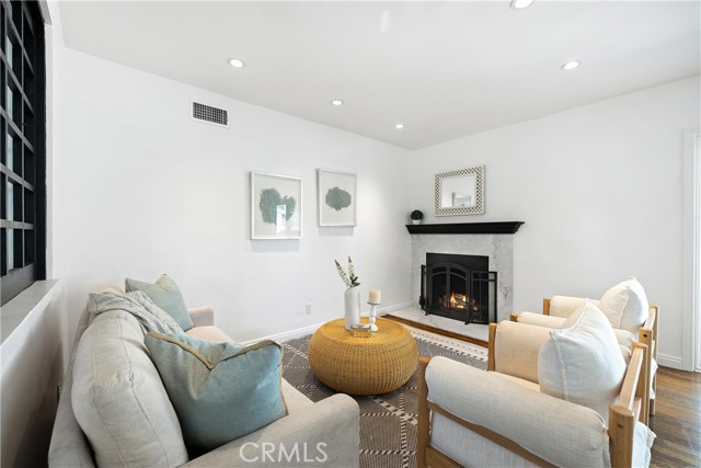 Detail Gallery Image 5 of 37 For 1442 W Olive Ave, Fullerton,  CA 92833 - 3 Beds | 2 Baths