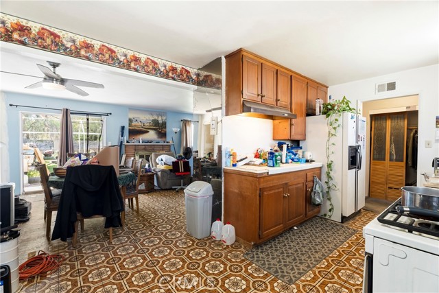 Detail Gallery Image 13 of 32 For 4008 Valley Fair Street, Simi Valley,  CA 93063 - 3 Beds | 2 Baths