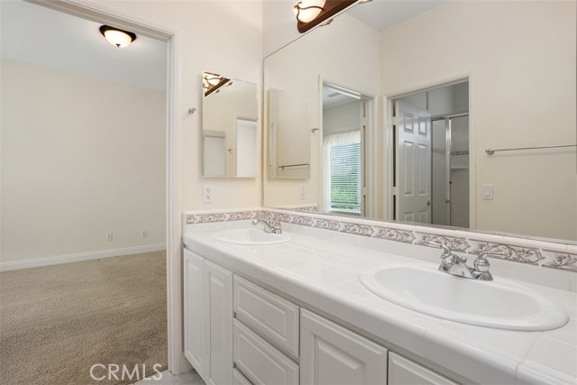 1103 Mcdonald Meadows, Fallbrook CA: https://media.crmls.org/medias/95e6c2a5-96c2-4f3f-916c-713bd5124183.jpg
