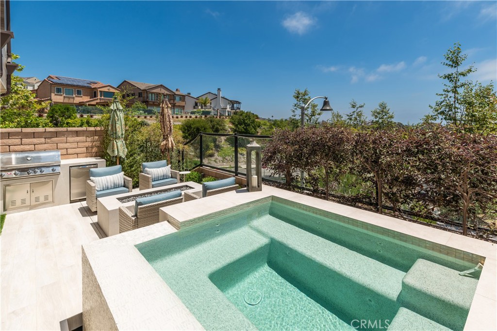 MLS #OC25256638 image #14