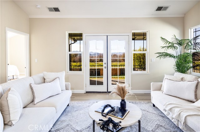 Detail Gallery Image 10 of 47 For 19857 Mountain, Hidden Valley Lake,  CA 95467 - 3 Beds | 3/1 Baths