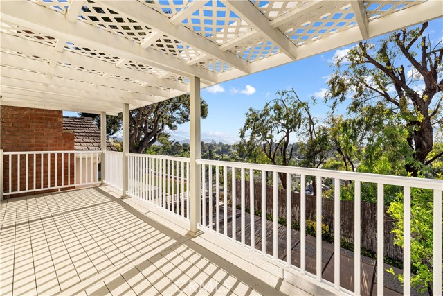 Detail Gallery Image 31 of 51 For 949 Falmouth St, Thousand Oaks,  CA 91362 - 4 Beds | 3/1 Baths