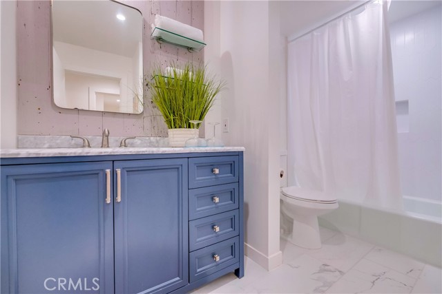 3200 La Rotonda Drive, Rancho Palos Verdes CA: https://media.crmls.org/medias/95e7f4fe-19e0-4c0d-8023-ac9e60fa50fb.jpg