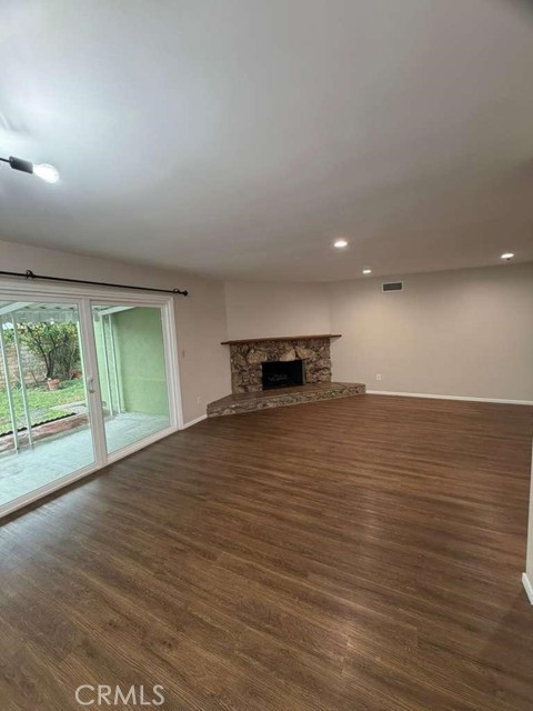 Detail Gallery Image 4 of 17 For 8000 Ben, North Hollywood,  CA 91605 - 3 Beds | 2 Baths