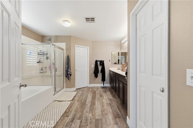 Detail Gallery Image 16 of 50 For 13385 Dunwood, Victorville,  CA 92392 - 4 Beds | 3 Baths