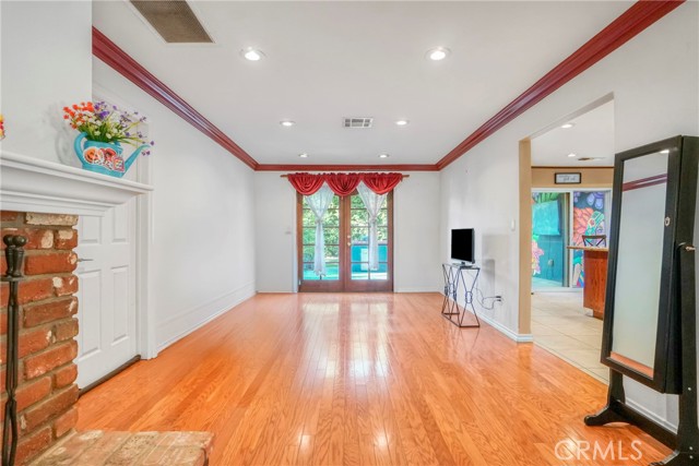 Image 5 of 28 For 5871 Argyle Way