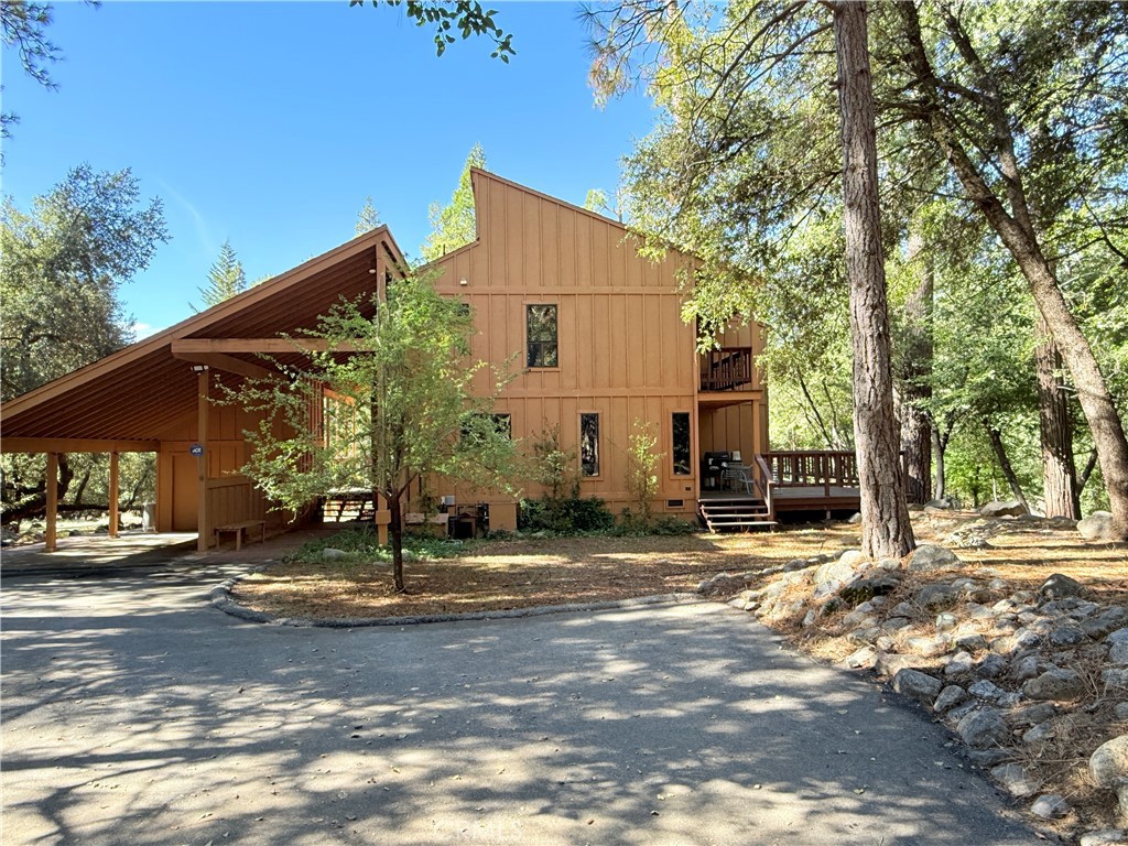 2407 Anglers Court