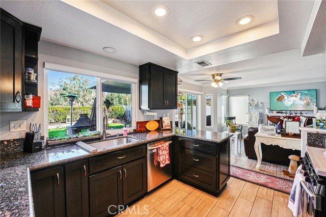 13062 Waterwheel Drive, Corona CA: https://media.crmls.org/medias/95ead250-274d-4d0a-a755-37af65b9f91b.jpg