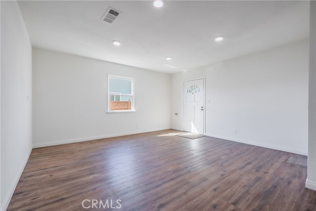 Detail Gallery Image 5 of 26 For 4568 Los Toros, Pico Rivera,  CA 90660 - 2 Beds | 1 Baths