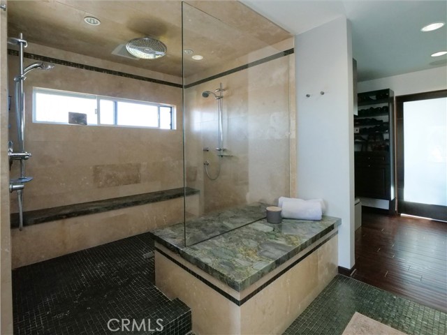 Huge Shower with multiple shower heads