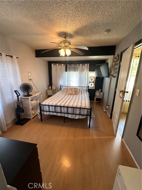 Detail Gallery Image 12 of 42 For 910 W Florence Ave, La Habra,  CA 90631 - 4 Beds | 3 Baths