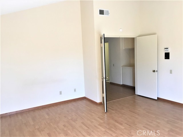 648 Scottsbluff Drive, Claremont CA: https://media.crmls.org/medias/95eb9e1f-acff-4482-947e-7a773e340648.jpg