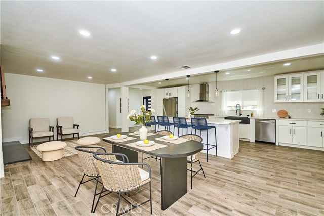 512 S Barranca Street, West Covina CA: https://media.crmls.org/medias/95ec21ff-b864-4a47-84e5-19a1e3bdac66.jpg
