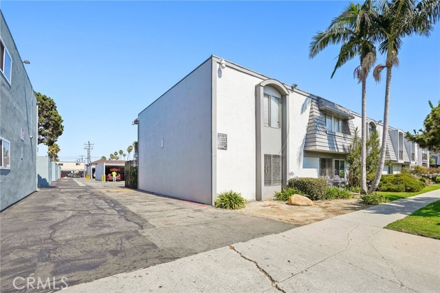 5530 Ackerfield Avenue, Long Beach, California 90805, 2 Bedrooms Bedrooms, ,2 BathroomsBathrooms,Condominium,For Sale,Ackerfield,PW24140059