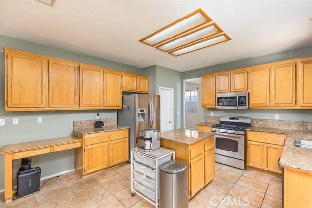 Detail Gallery Image 16 of 42 For 35604 Shadow, Winchester,  CA 92596 - 4 Beds | 3 Baths