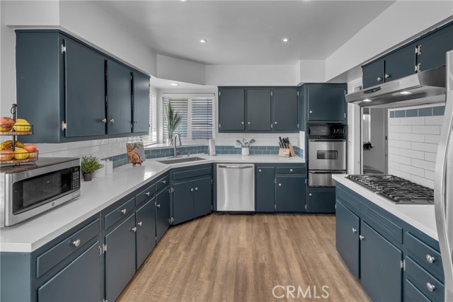 Detail Gallery Image 8 of 43 For 9811 Kempster Ave, Fontana,  CA 92335 - 3 Beds | 2 Baths