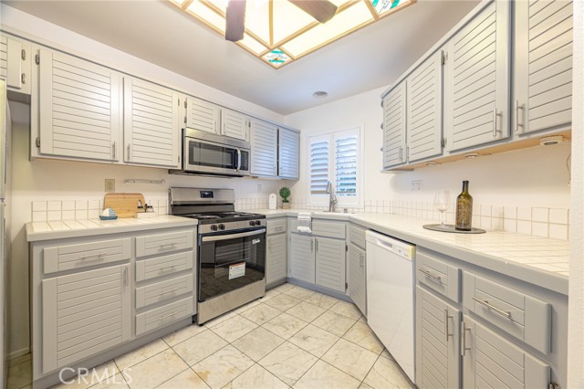 Detail Gallery Image 14 of 55 For 72 Vassar Aisle, Irvine,  CA 92612 - 3 Beds | 3 Baths