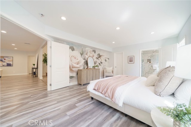 Detail Gallery Image 37 of 57 For 22046 Kinzie St, Chatsworth,  CA 91311 - 3 Beds | 3 Baths
