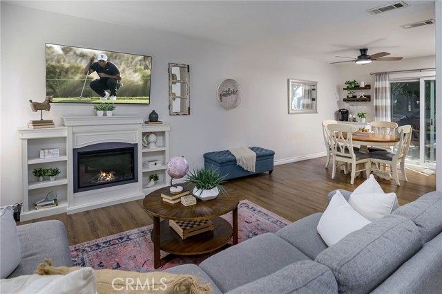 Detail Gallery Image 13 of 35 For 1546 Tilson Cir, Corona,  CA 92882 - 3 Beds | 2 Baths